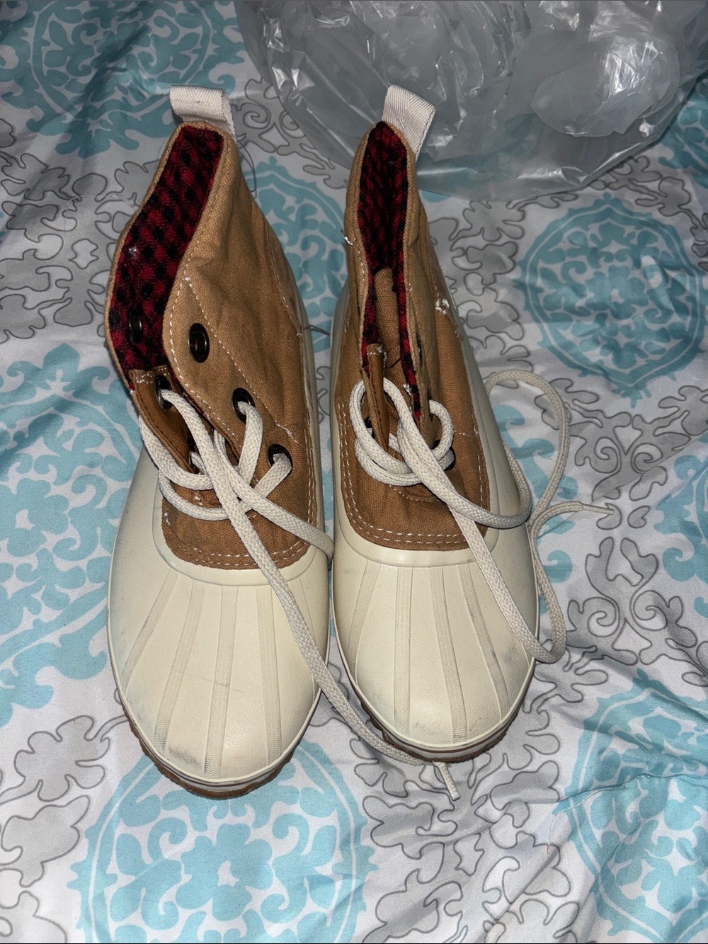 Sperry boots